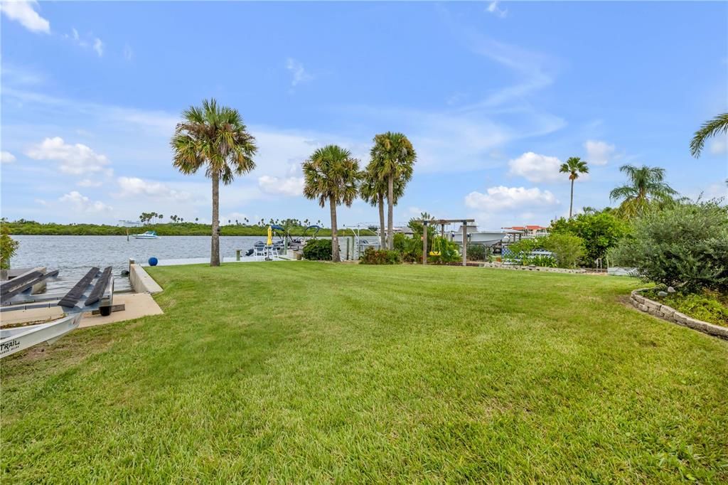 For Sale: $1,999,999 (3 beds, 3 baths, 2400 Square Feet)