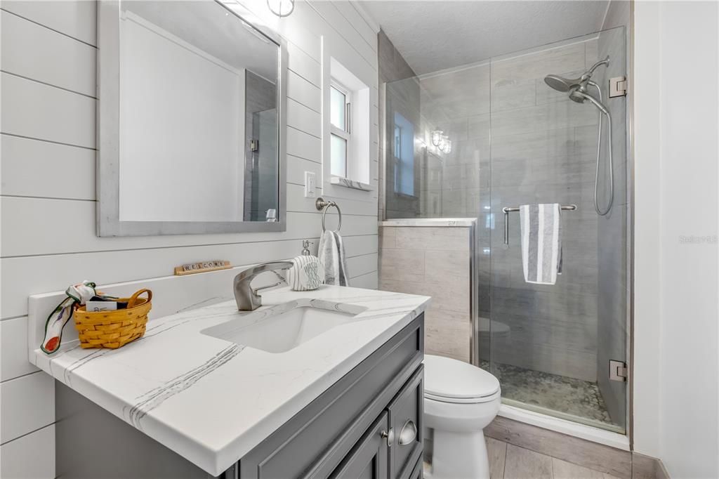 For Sale: $1,999,999 (3 beds, 3 baths, 2400 Square Feet)