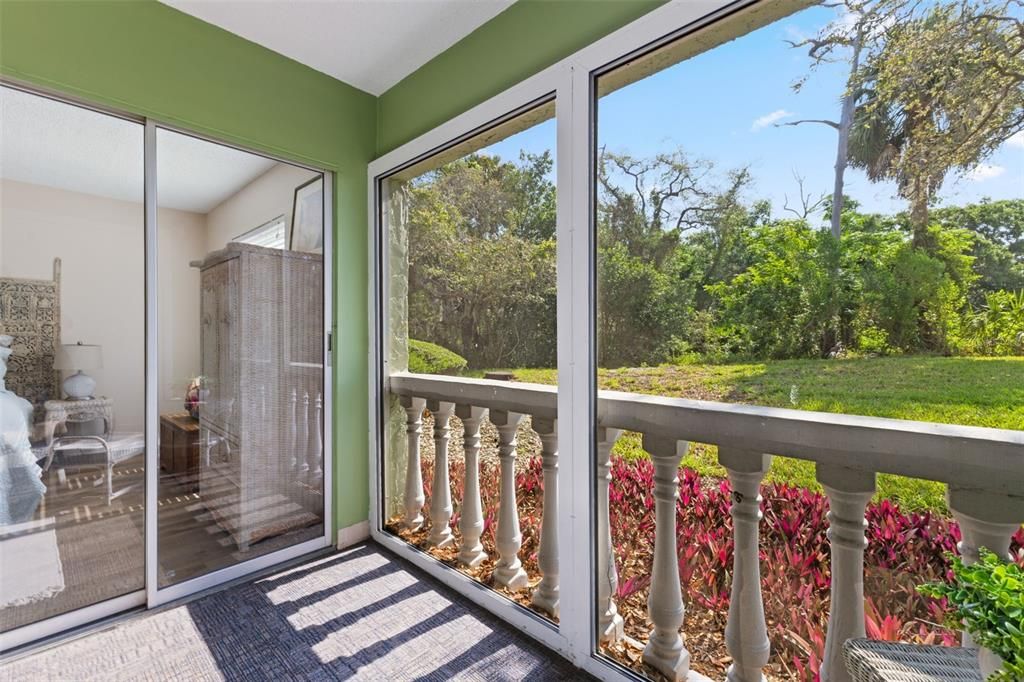 合同活跃: $122,900 (1 贝兹, 1 浴室, 669 平方英尺)