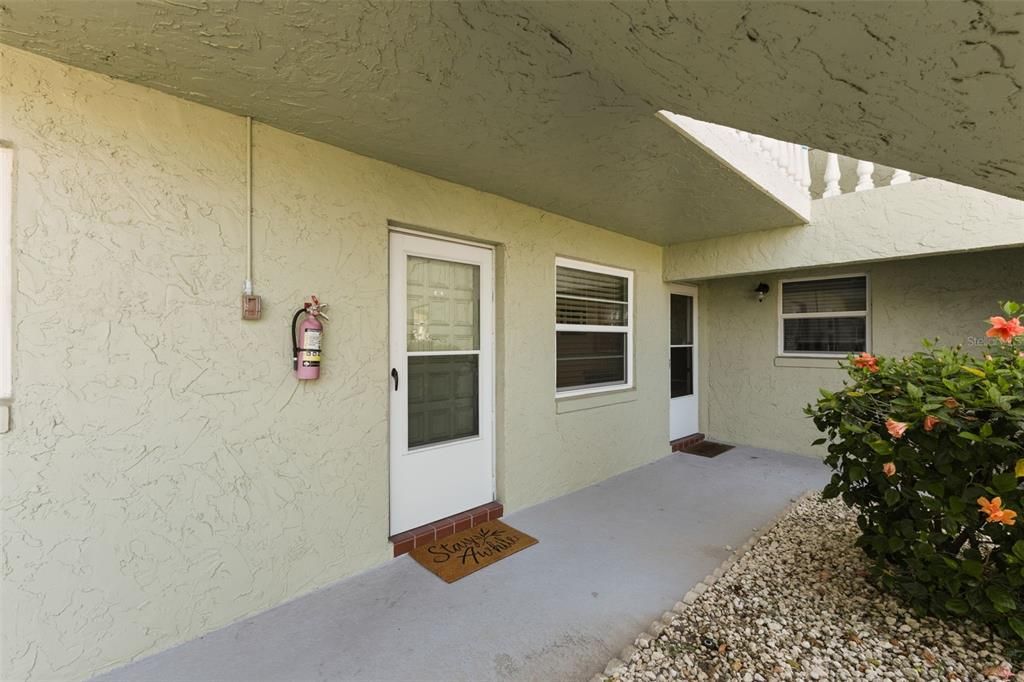 合同活跃: $122,900 (1 贝兹, 1 浴室, 669 平方英尺)