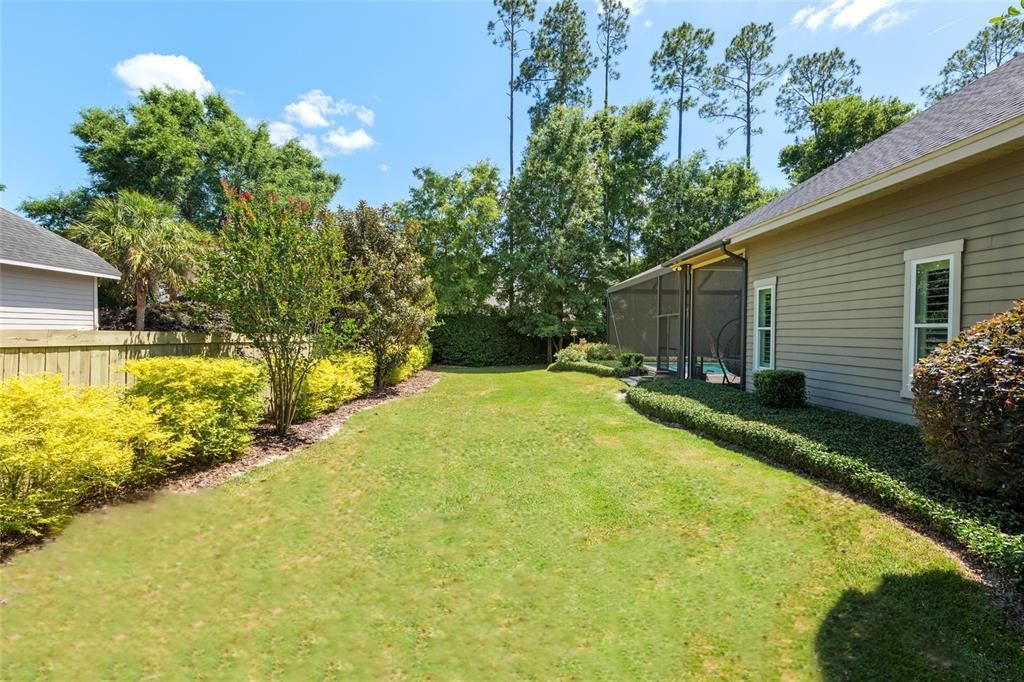 合同活跃: $1,049,000 (4 贝兹, 4 浴室, 3151 平方英尺)