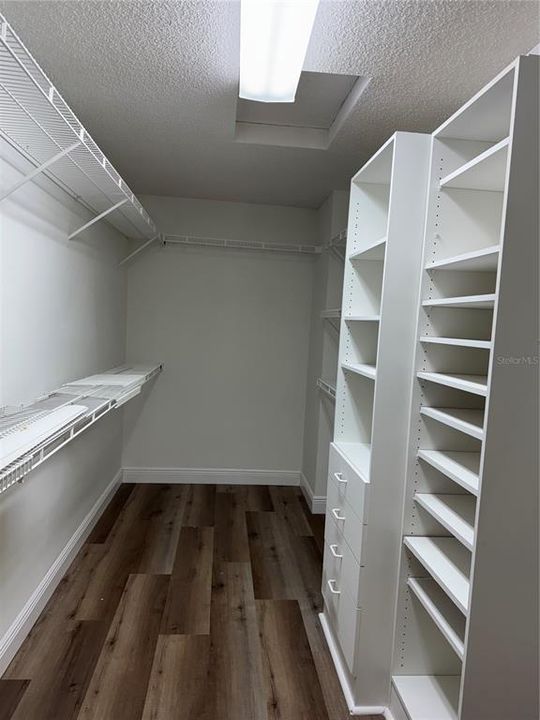 На продажу: $180,000 (2 спален, 2 ванн, 1250 Квадратных фут)