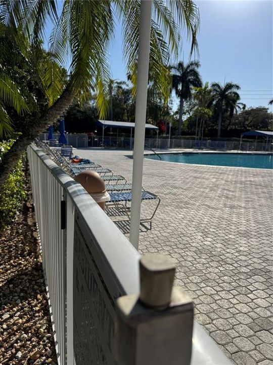 На продажу: $180,000 (2 спален, 2 ванн, 1250 Квадратных фут)