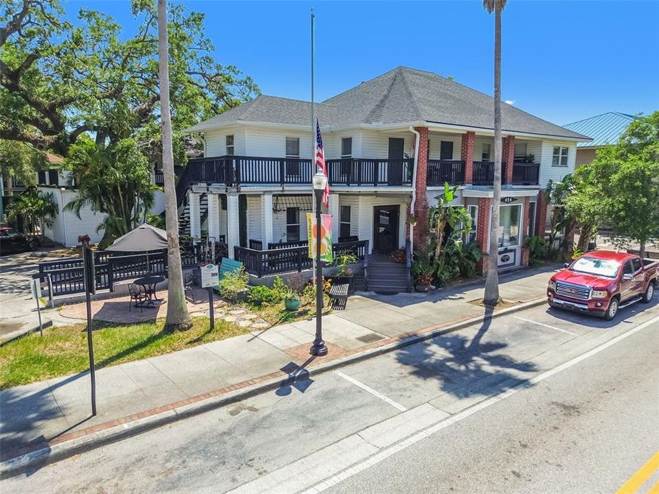 For Sale: $4,300,000 (0 beds, 0 baths, 9605 Square Feet)