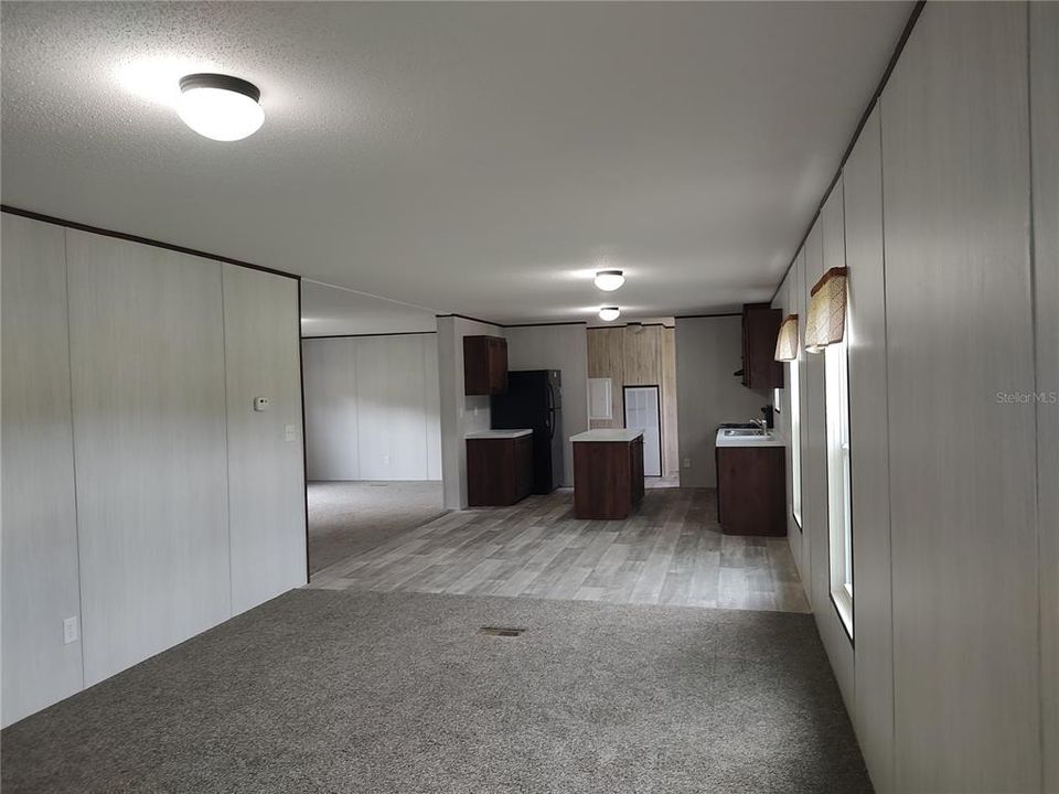 En Venta: $400,000 (4 camas, 2 baños, 1768 Pies cuadrados)