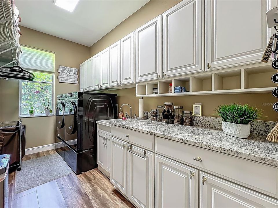 На продажу: $998,000 (4 спален, 3 ванн, 2940 Квадратных фут)