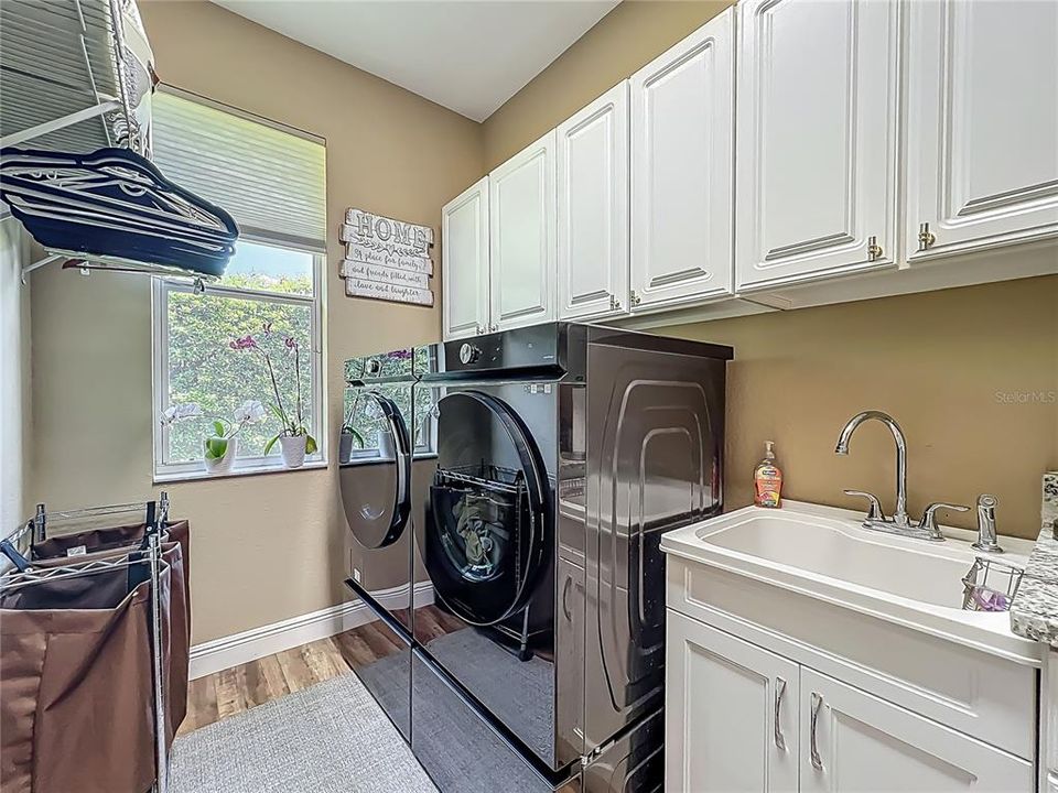 На продажу: $998,000 (4 спален, 3 ванн, 2940 Квадратных фут)