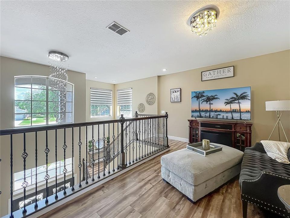 На продажу: $998,000 (4 спален, 3 ванн, 2940 Квадратных фут)