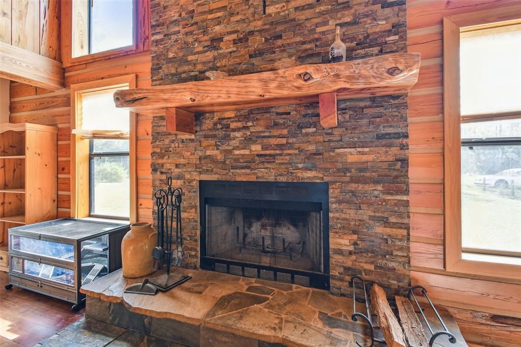 For Sale: $799,900 (5 beds, 2 baths, 3467 Square Feet)