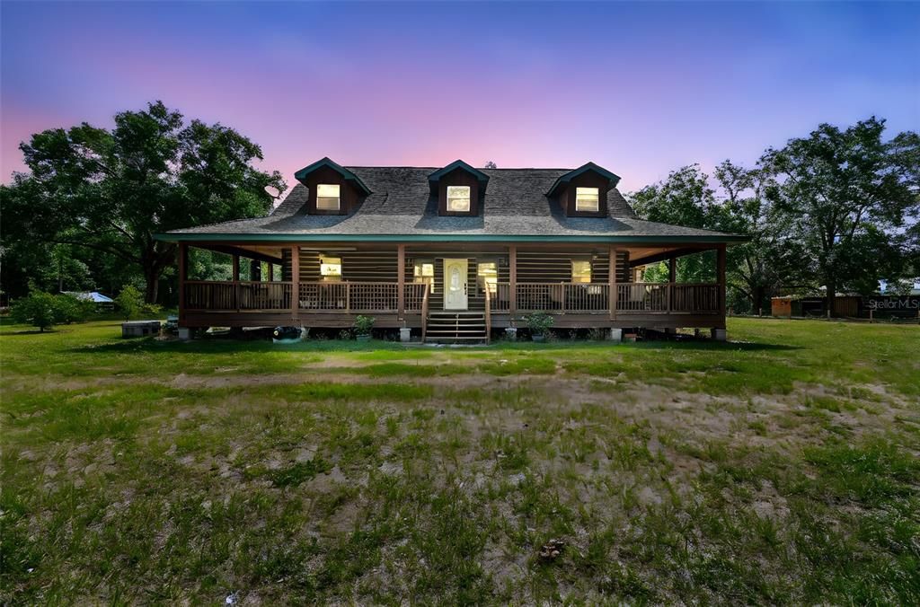 For Sale: $799,900 (5 beds, 2 baths, 3467 Square Feet)