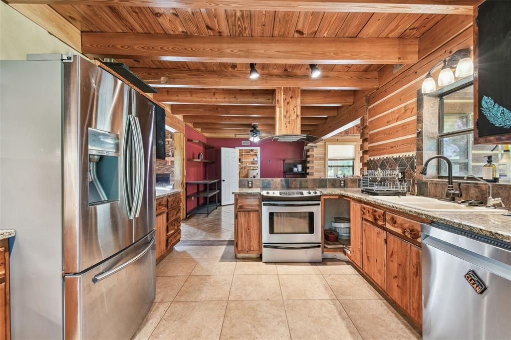 For Sale: $799,900 (5 beds, 2 baths, 3467 Square Feet)