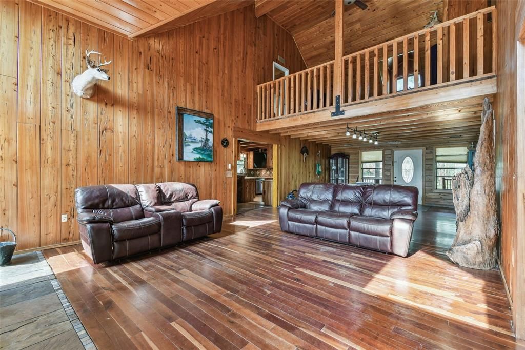 For Sale: $799,900 (5 beds, 2 baths, 3467 Square Feet)