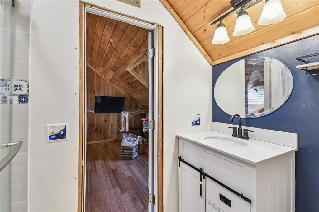 For Sale: $799,900 (5 beds, 2 baths, 3467 Square Feet)