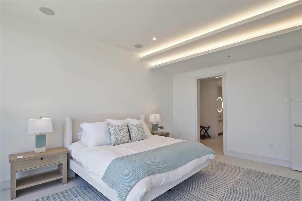 В аренду: $25,000 (1 спален, 2 ванн, 1600 Квадратных фут)