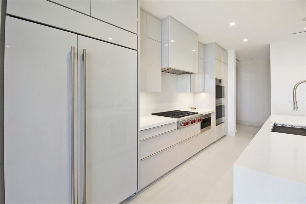 В аренду: $25,000 (1 спален, 2 ванн, 1600 Квадратных фут)