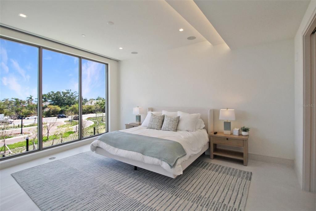 В аренду: $25,000 (1 спален, 2 ванн, 1600 Квадратных фут)