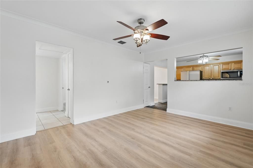 For Sale: $465,000 (3 beds, 2 baths, 1196 Square Feet)