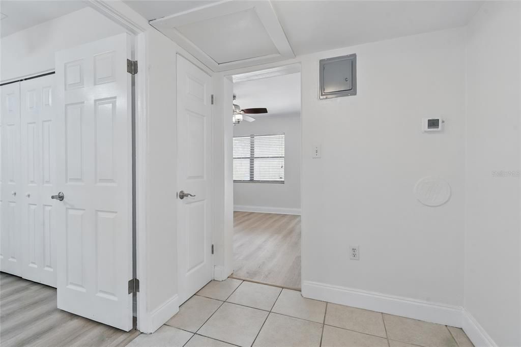 For Sale: $465,000 (3 beds, 2 baths, 1196 Square Feet)