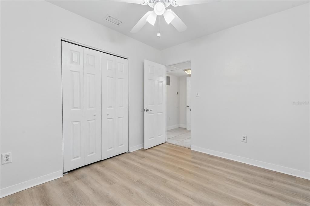 For Sale: $465,000 (3 beds, 2 baths, 1196 Square Feet)