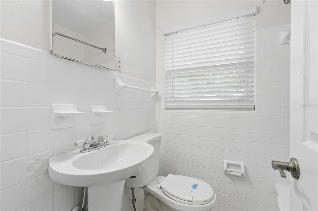 For Sale: $465,000 (3 beds, 2 baths, 1196 Square Feet)