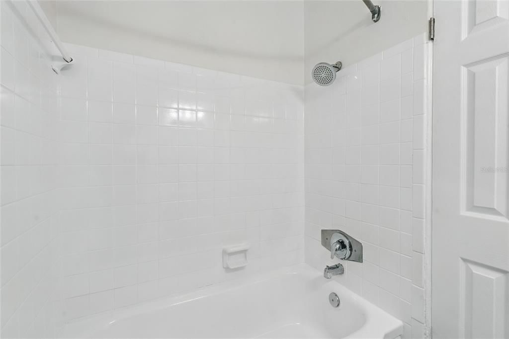 For Sale: $465,000 (3 beds, 2 baths, 1196 Square Feet)