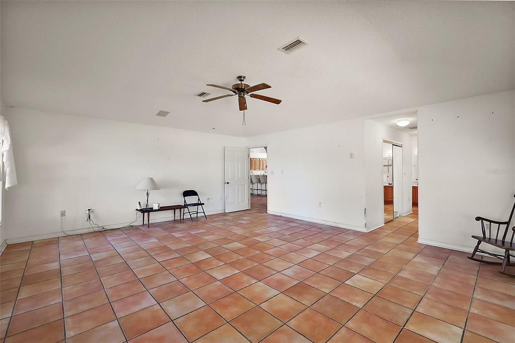 For Sale: $995,000 (3 beds, 2 baths, 2485 Square Feet)