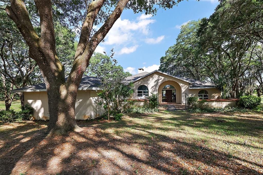 For Sale: $995,000 (3 beds, 2 baths, 2485 Square Feet)