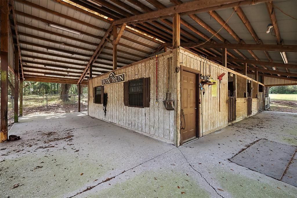 For Sale: $995,000 (3 beds, 2 baths, 2485 Square Feet)