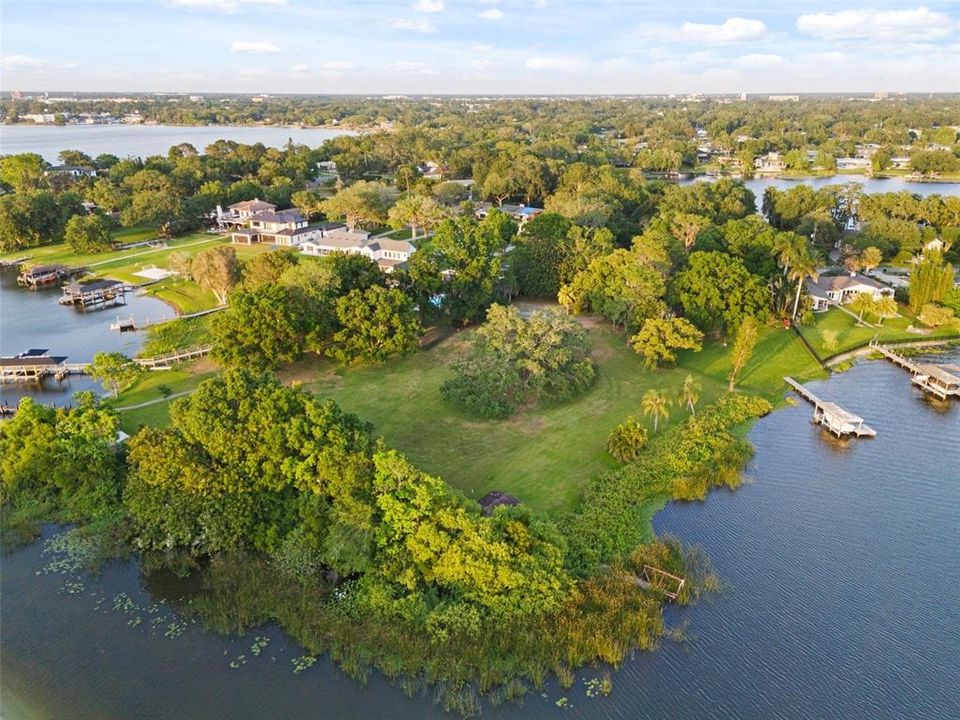 Под контрактом: $2,250,000 (2.73 acres)