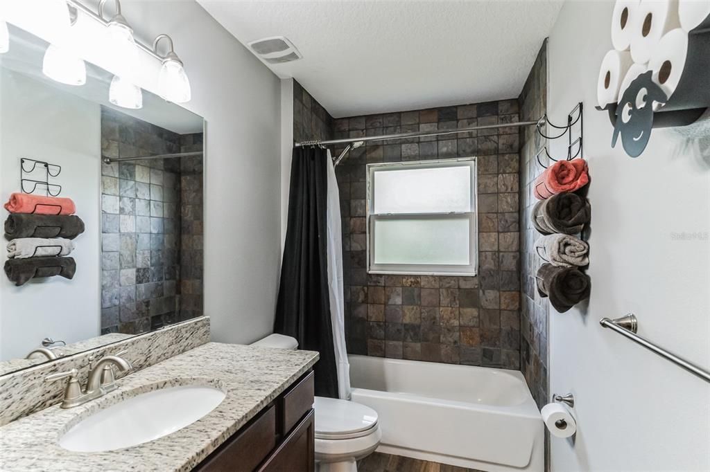 На продажу: $749,000 (3 спален, 2 ванн, 1728 Квадратных фут)