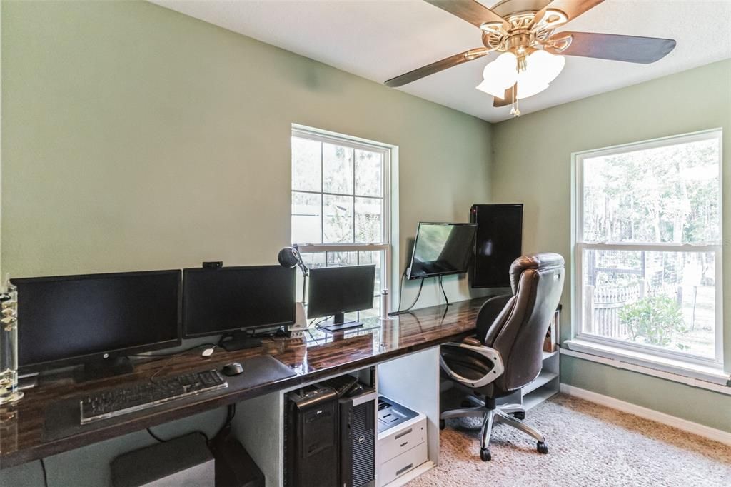 На продажу: $749,000 (3 спален, 2 ванн, 1728 Квадратных фут)