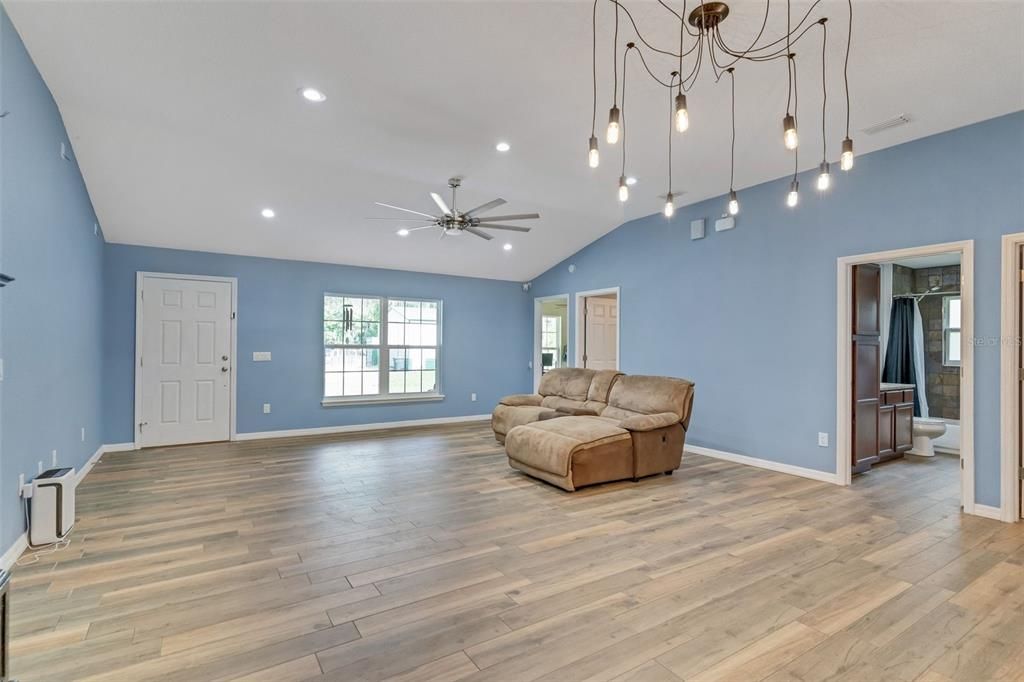 На продажу: $749,000 (3 спален, 2 ванн, 1728 Квадратных фут)