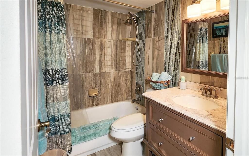 En Venta: $510,000 (3 camas, 2 baños, 1619 Pies cuadrados)