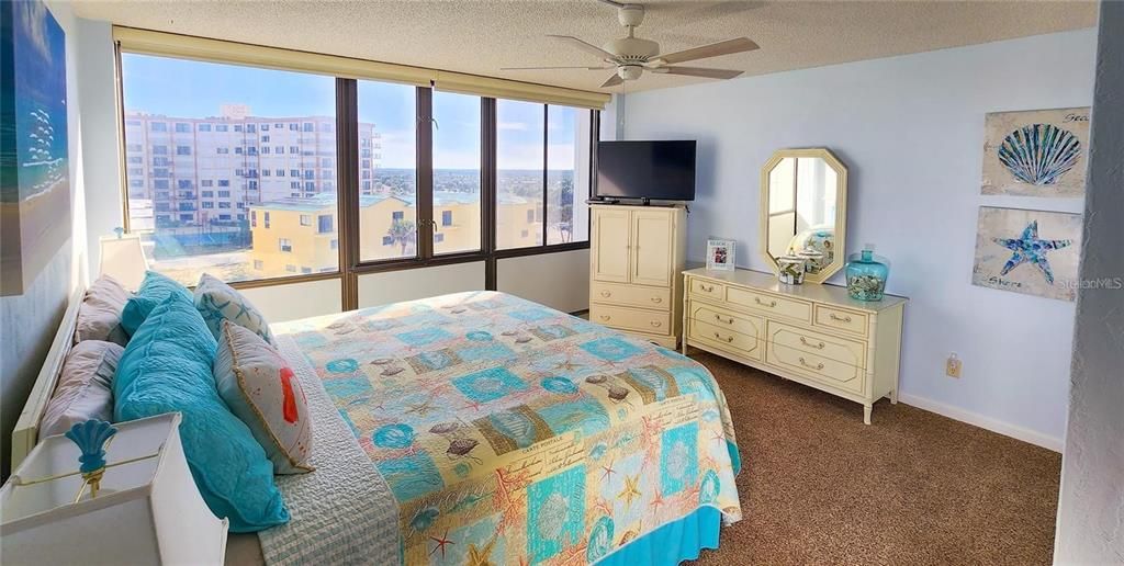 En Venta: $510,000 (3 camas, 2 baños, 1619 Pies cuadrados)