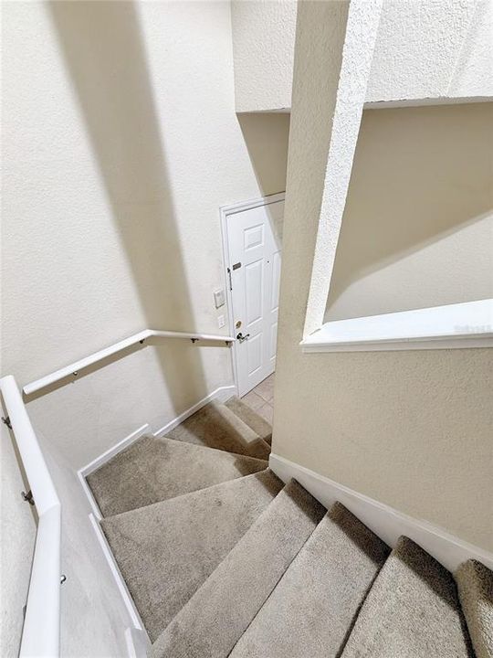 待售: $164,900 (1 贝兹, 1 浴室, 1178 平方英尺)