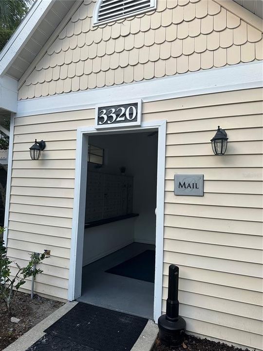 待售: $164,900 (1 贝兹, 1 浴室, 1178 平方英尺)