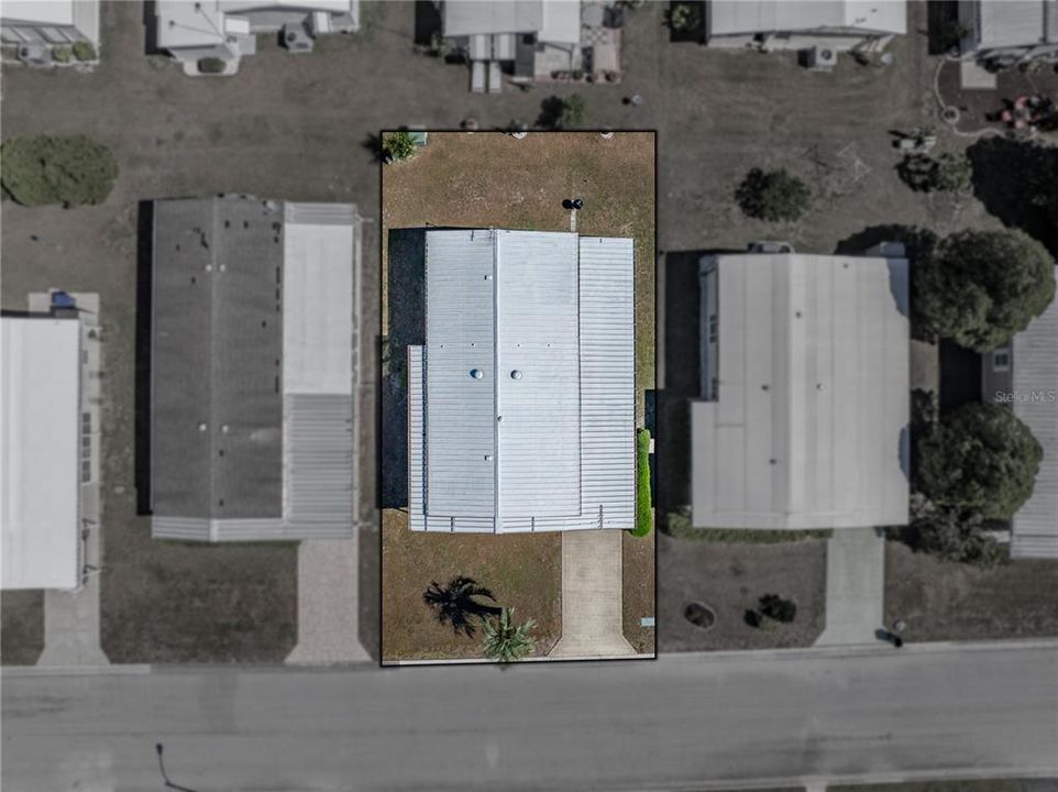 合同活跃: $166,000 (2 贝兹, 2 浴室, 1152 平方英尺)