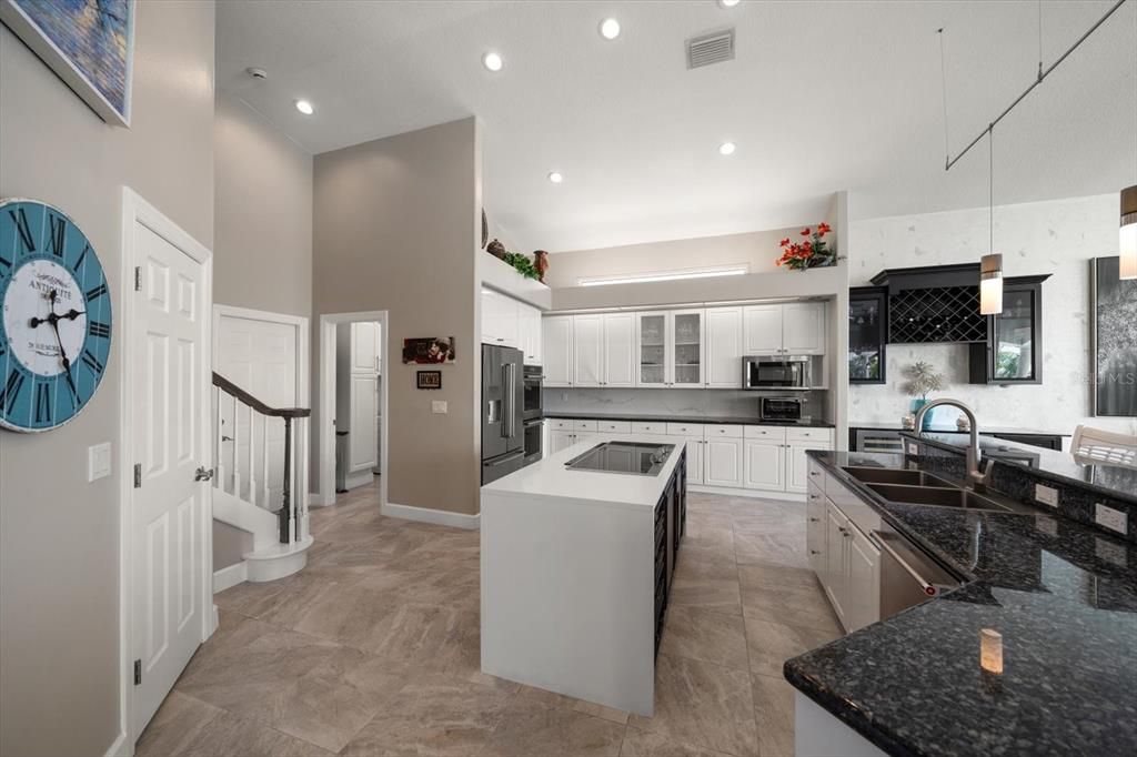 For Sale: $2,925,000 (4 beds, 3 baths, 3595 Square Feet)