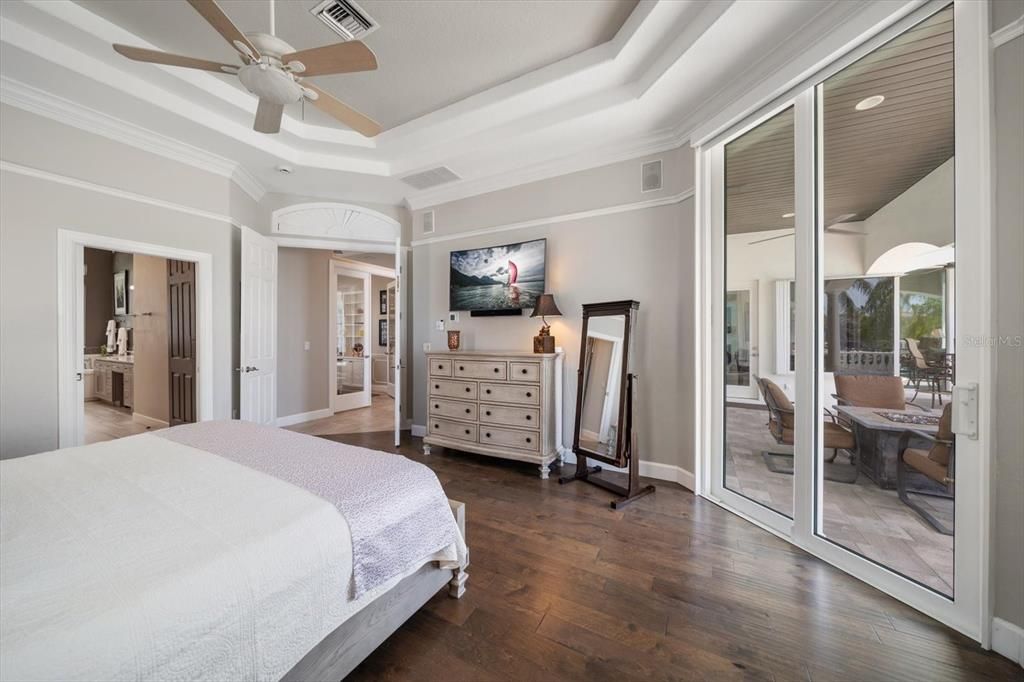 For Sale: $2,925,000 (4 beds, 3 baths, 3595 Square Feet)