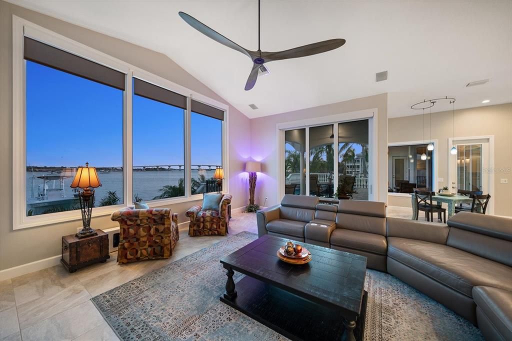 For Sale: $2,925,000 (4 beds, 3 baths, 3595 Square Feet)