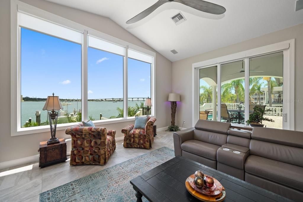 For Sale: $2,925,000 (4 beds, 3 baths, 3595 Square Feet)