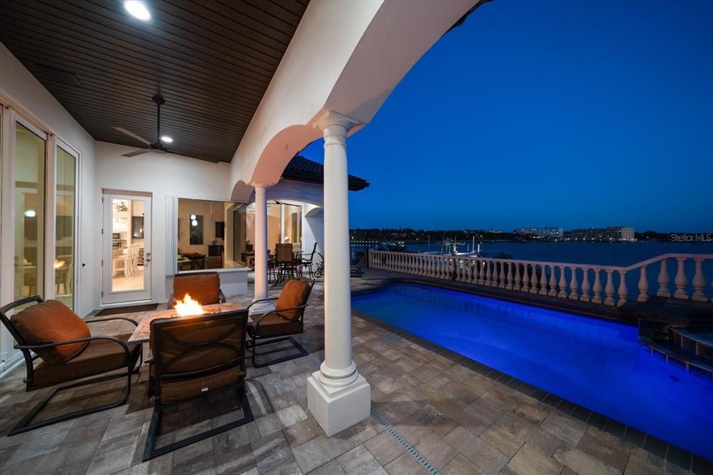 For Sale: $2,925,000 (4 beds, 3 baths, 3595 Square Feet)