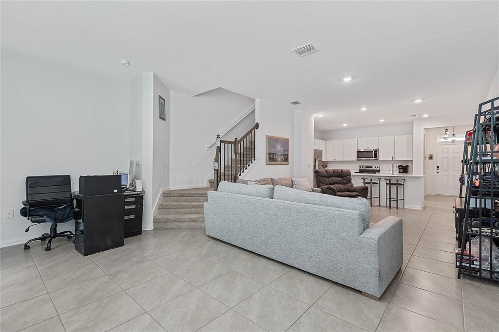 For Sale: $259,000 (3 beds, 2 baths, 1724 Square Feet)