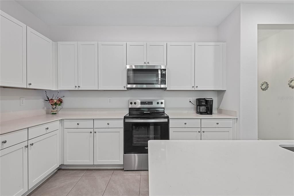 For Sale: $259,000 (3 beds, 2 baths, 1724 Square Feet)