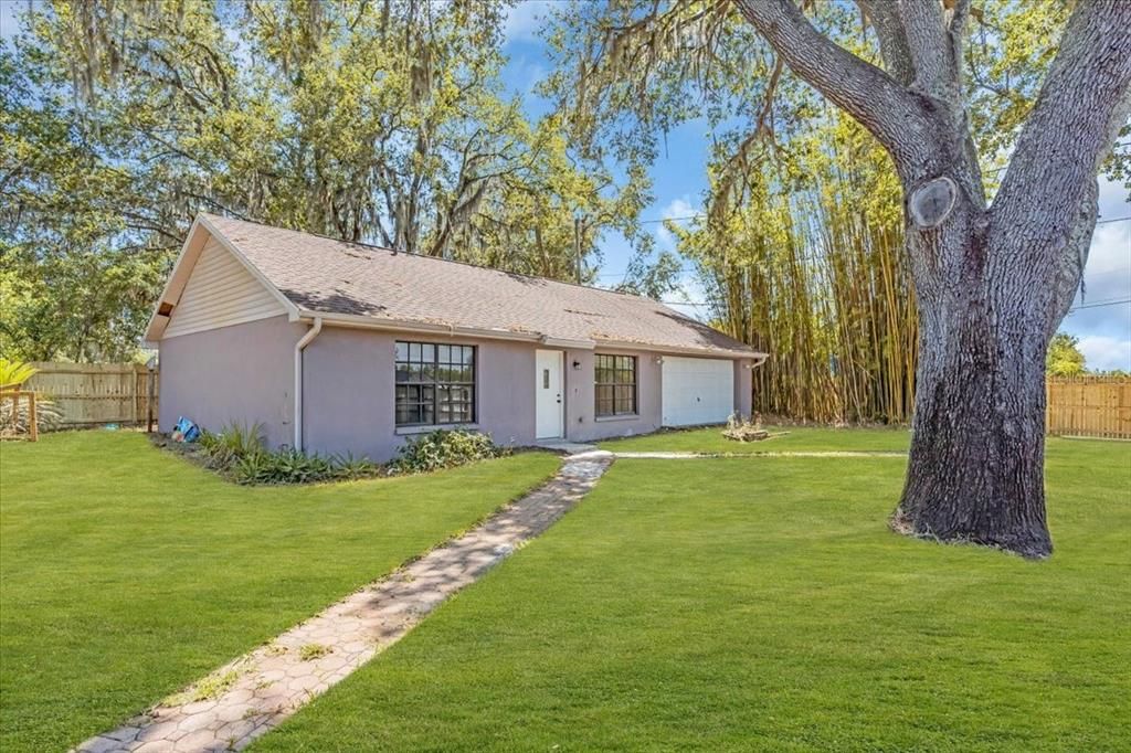 Active With Contract: $785,000 (5 beds, 3 baths, 4142 Square Feet)