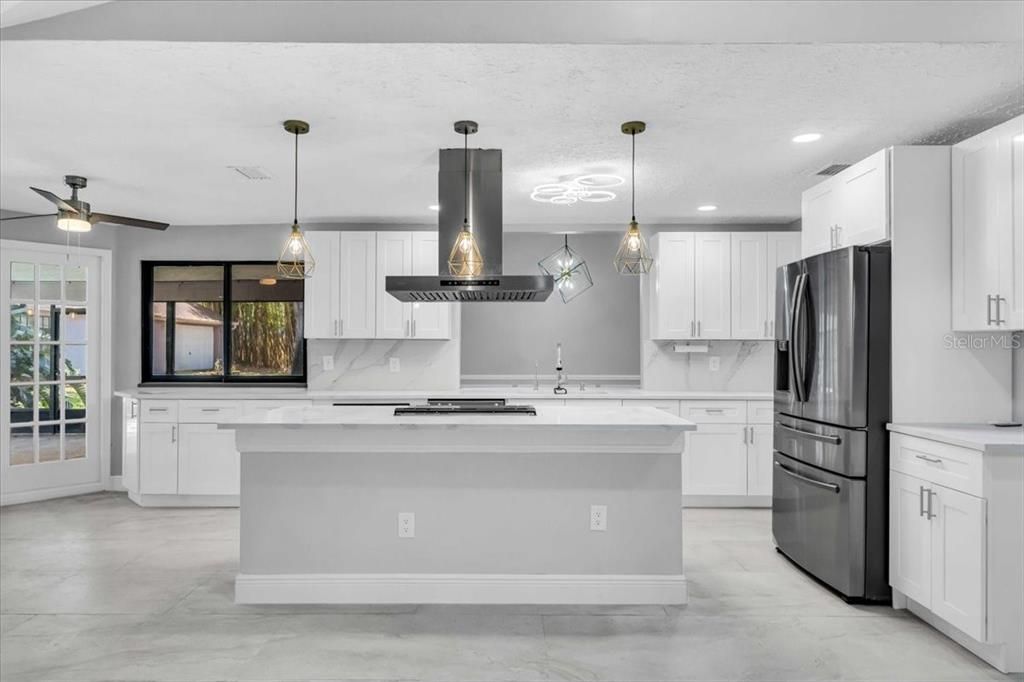 Active With Contract: $785,000 (5 beds, 3 baths, 4142 Square Feet)