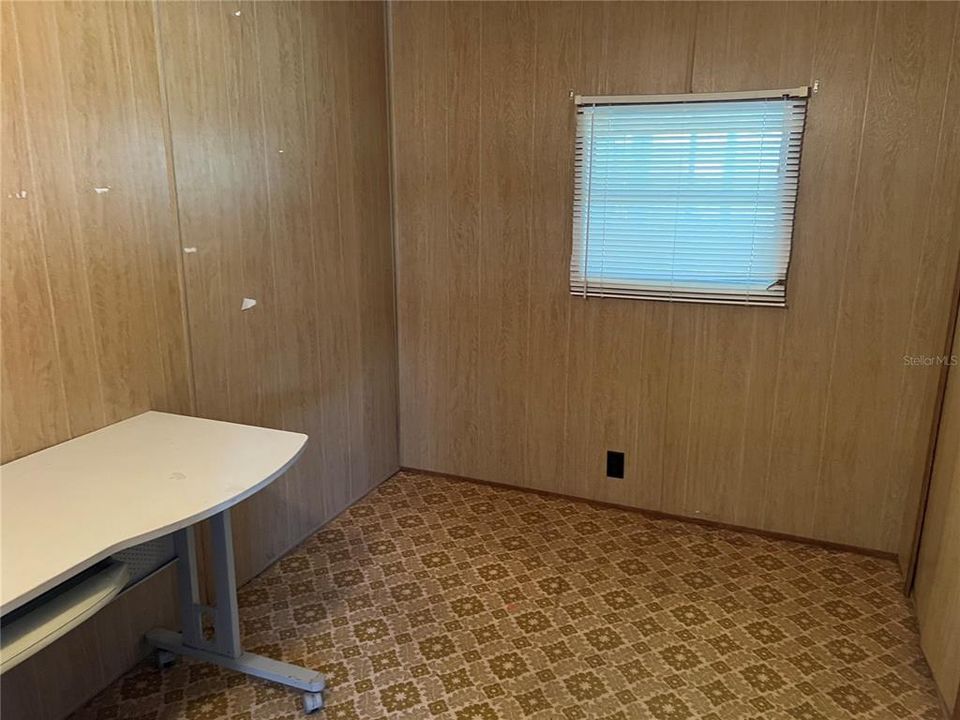 Activo con contrato: $50,000 (2 camas, 1 baños, 672 Pies cuadrados)