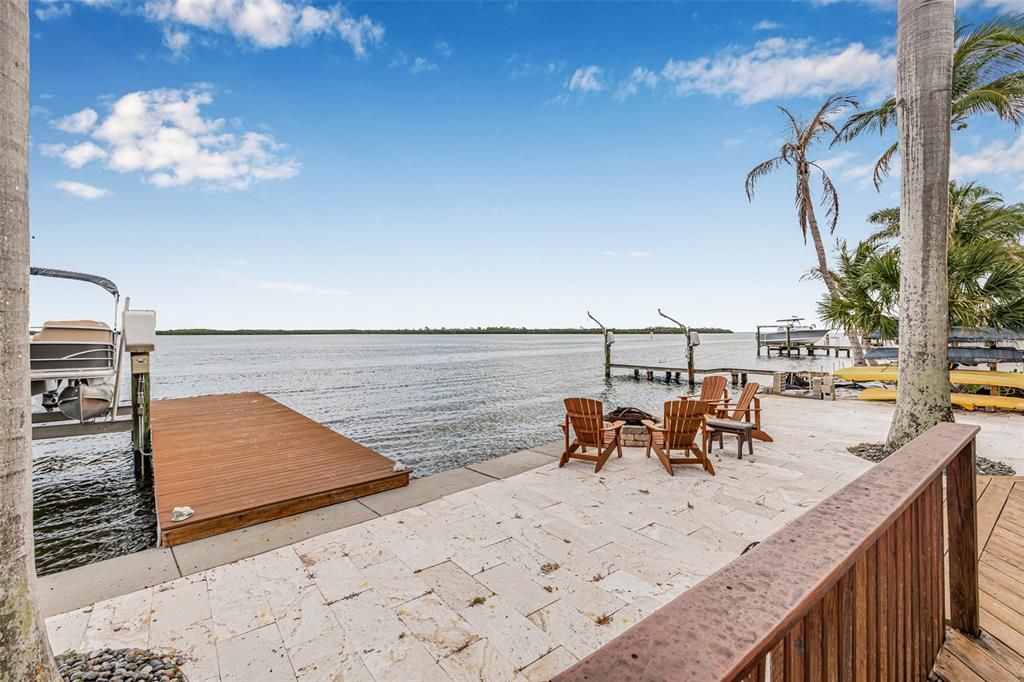 Active With Contract: $1,450,000 (5 beds, 4 baths, 3144 Square Feet)