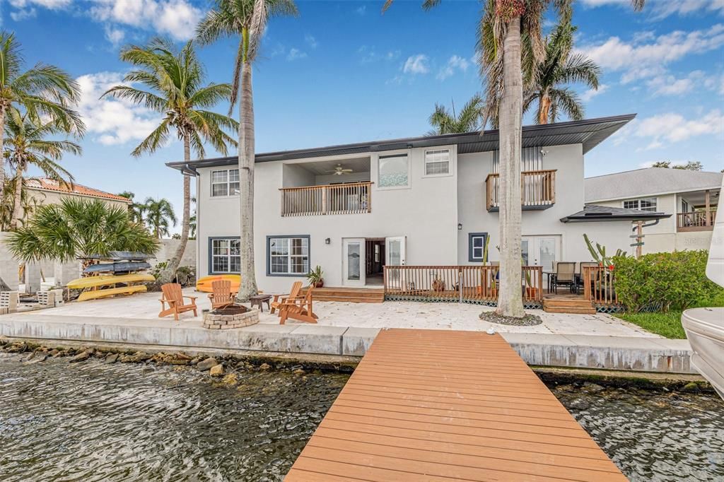 Active With Contract: $1,450,000 (5 beds, 4 baths, 3144 Square Feet)