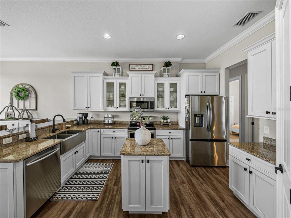 待售: $899,000 (3 贝兹, 3 浴室, 2433 平方英尺)